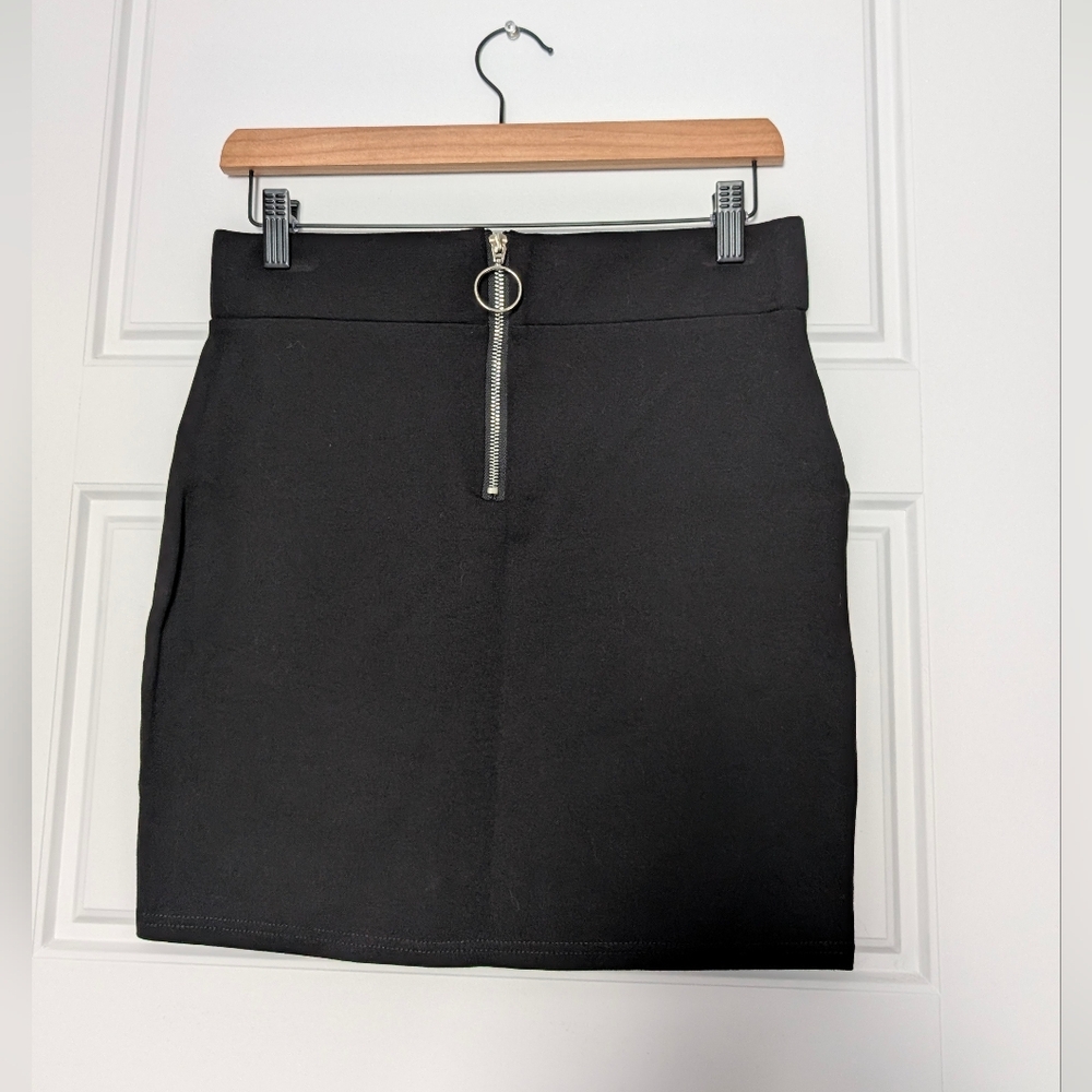 Revamped | Black Mini Skirt with Ring Zipper